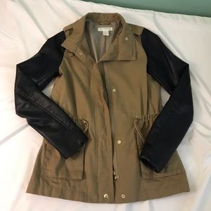 Cute leather arm utility jacket